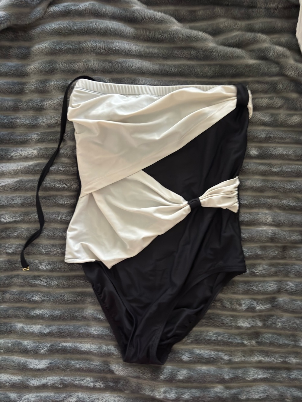 Women’s Colorblock  Black & White One-Piece Swimsuit